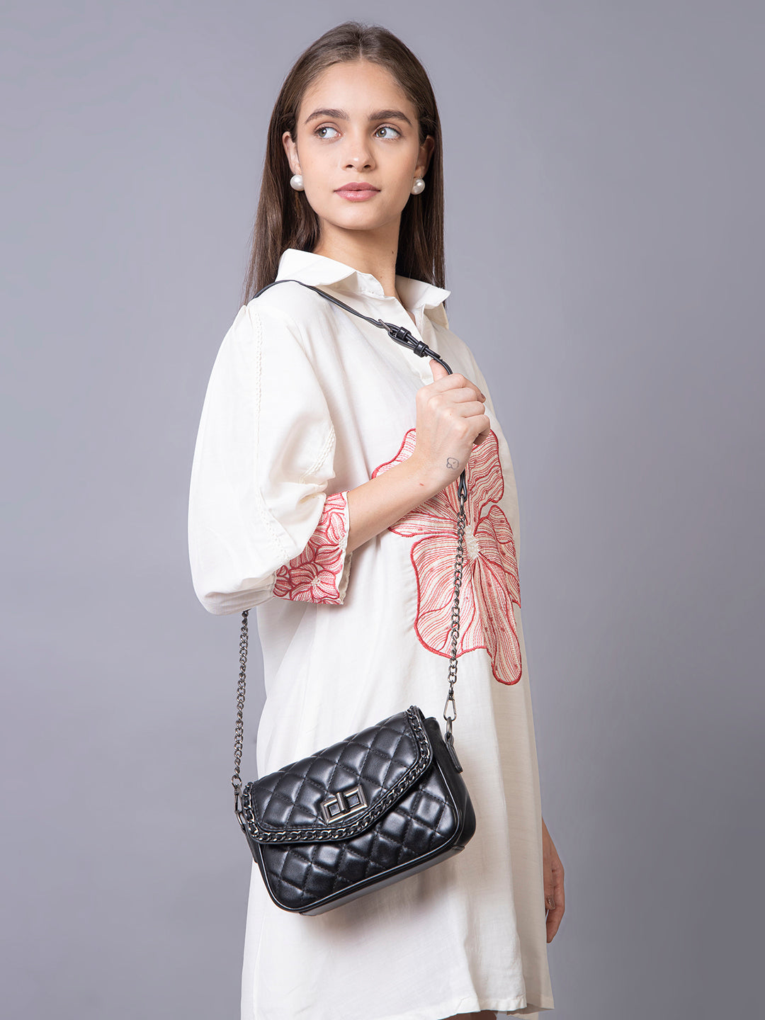 Filauri Quilted Chain Sling Bag