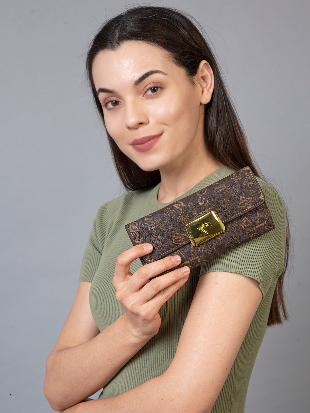 Filauri Chic Monogram Clutch Wallet