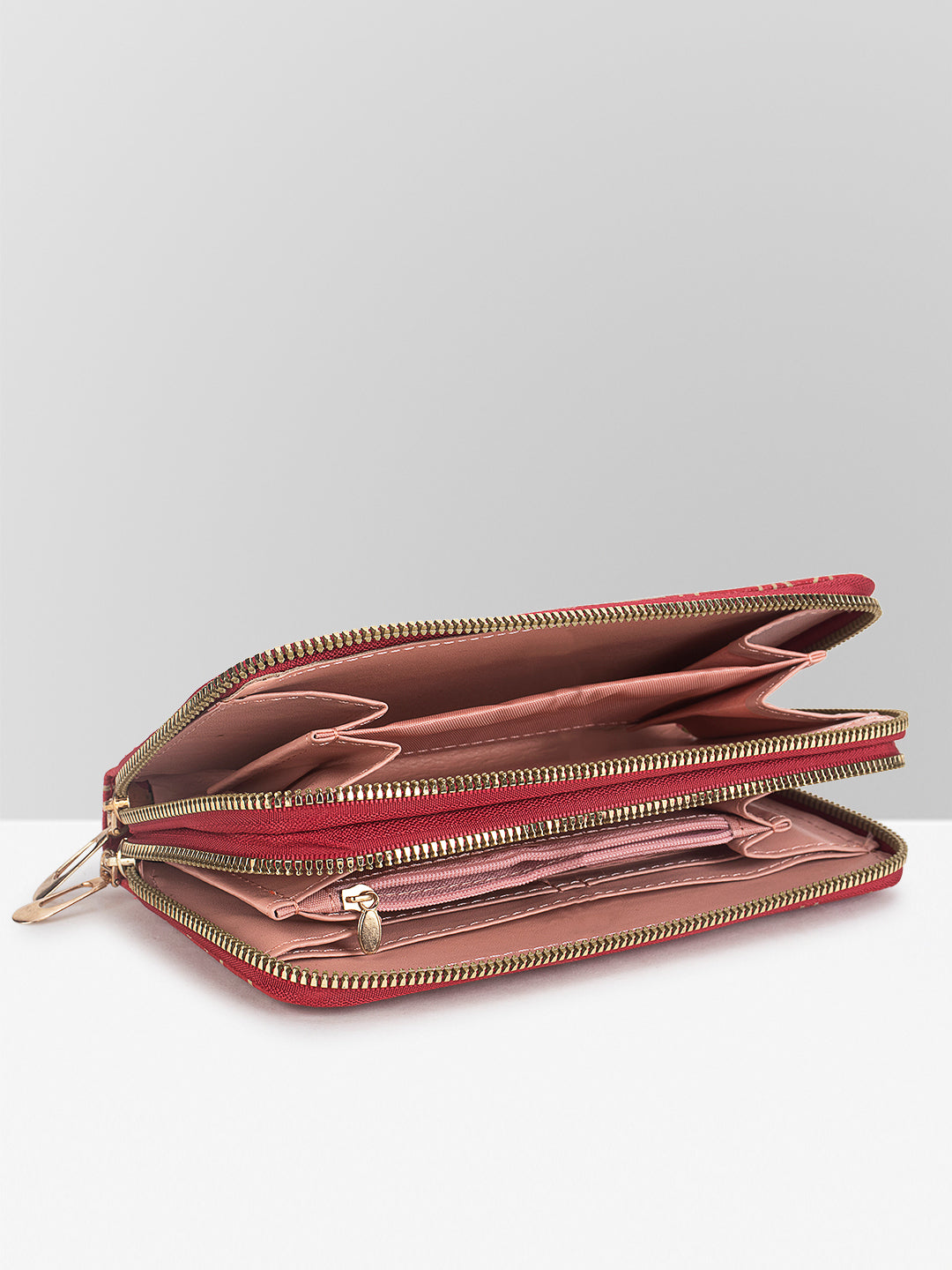 Filauri Elegant Monogram Zipper Wallet